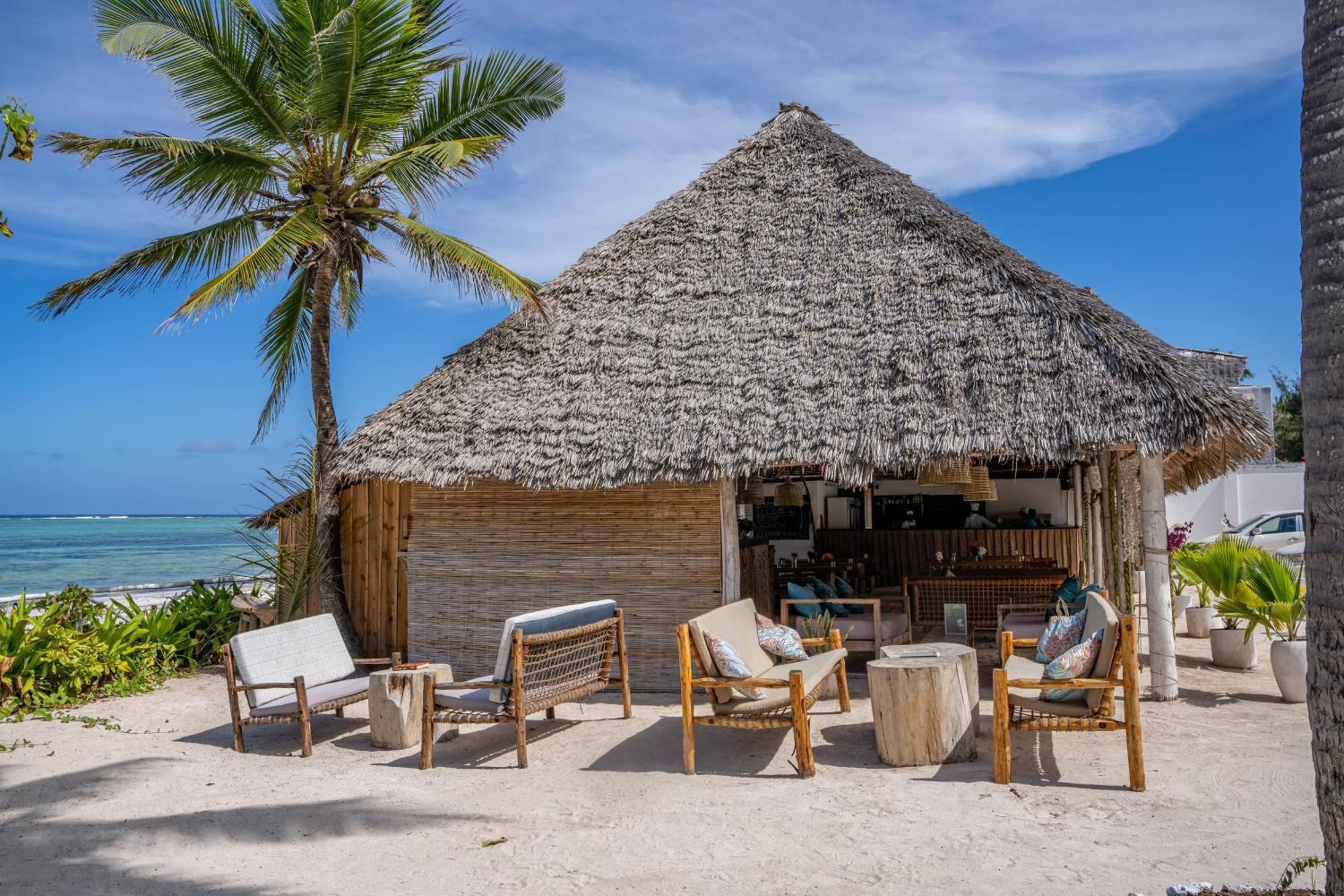 Natural Park Villa Resort Пингу Экстерьер фото