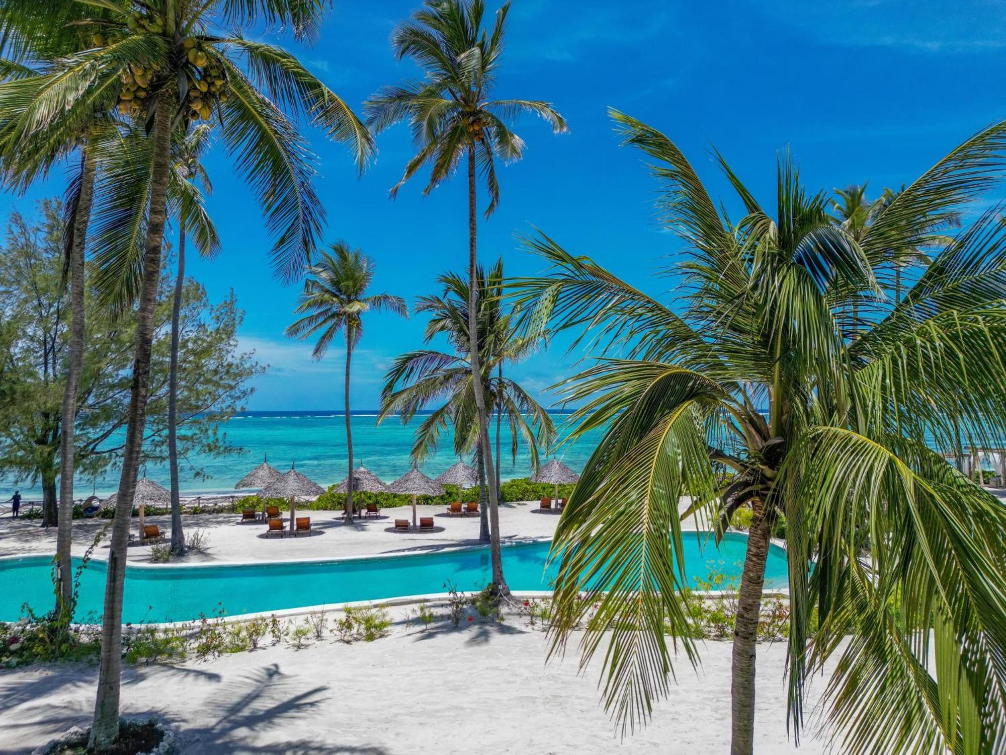 Natural Park Villa Resort Пингу Экстерьер фото