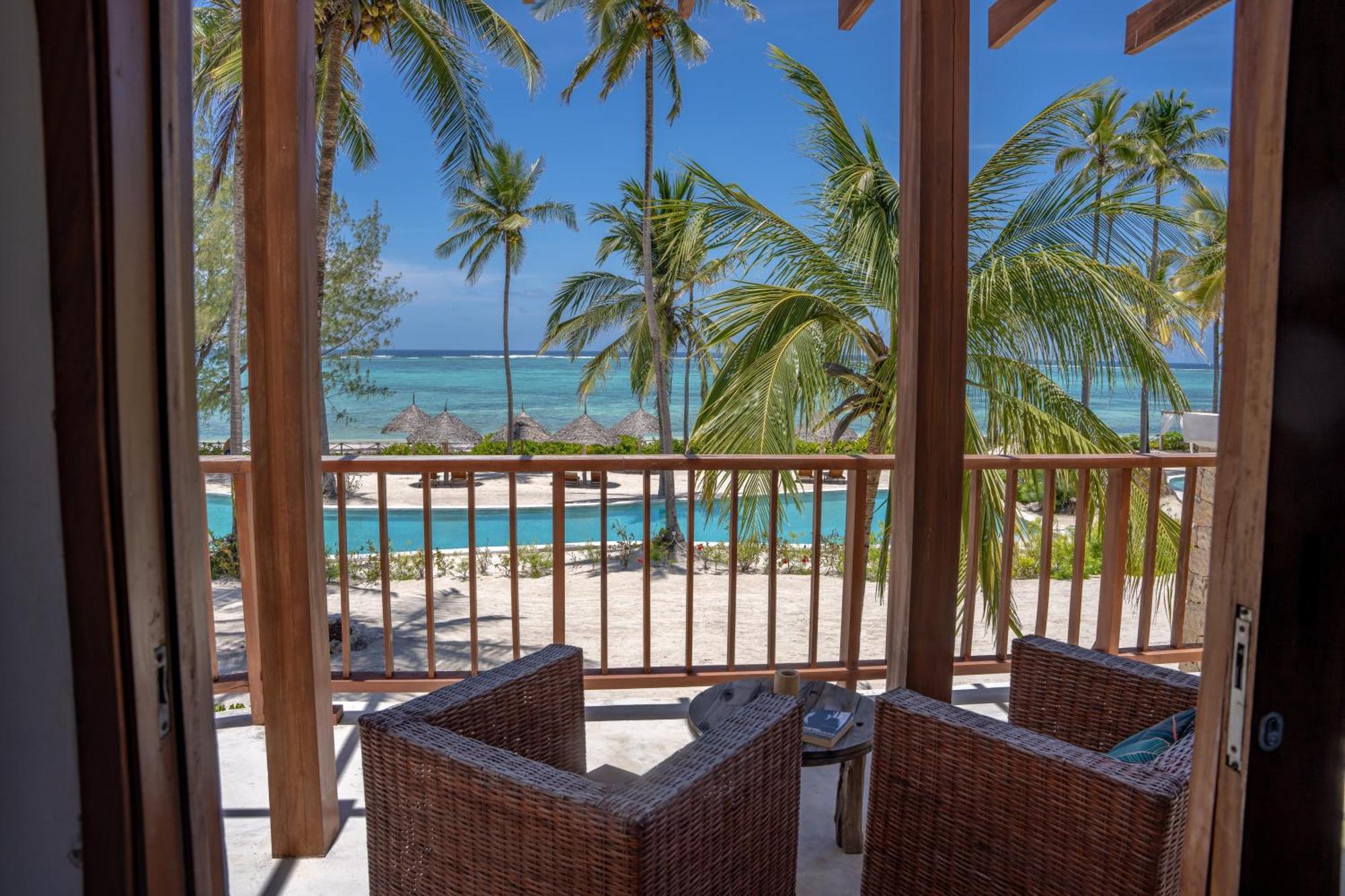 Natural Park Villa Resort Пингу Номер фото